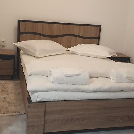 Casa Muresan คลูจ-นาโปกา ภายนอก รูปภาพ